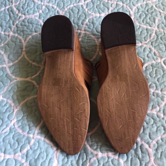 Suede ankle boot - Picture 3 of 4